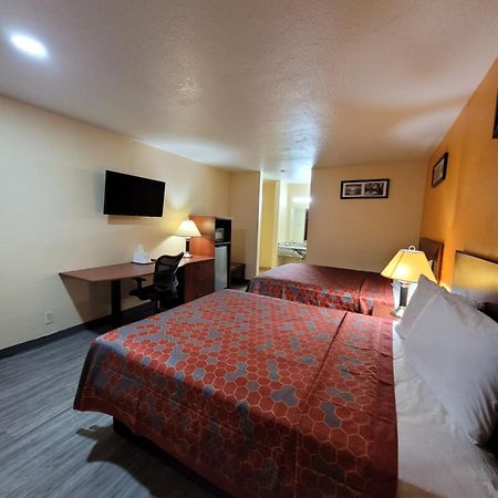 La Vista Motel บราวน์สวิลล์ ภายนอก รูปภาพ