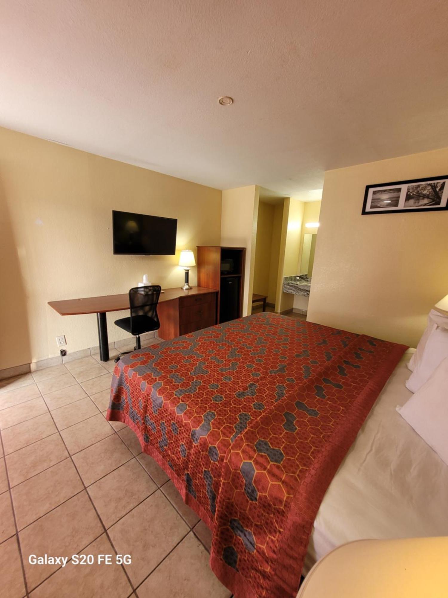 La Vista Motel บราวน์สวิลล์ ภายนอก รูปภาพ